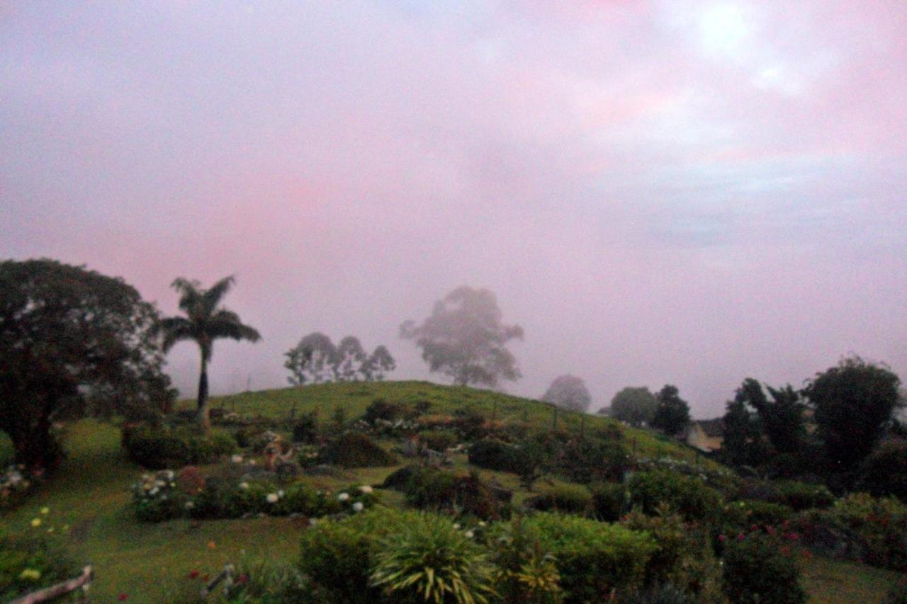 Fazenda Monte Verde A Morada Do Muriqui Βίλα São Francisco Xavier Εξωτερικό φωτογραφία